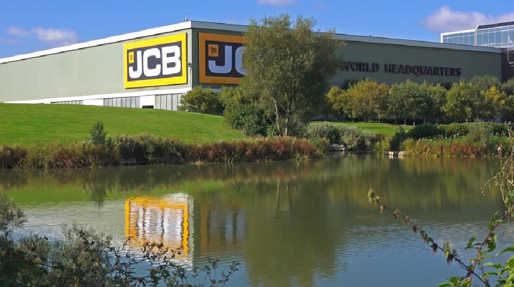 JCB logra nuevos récords de facturación, venta de máquinas y beneficios en 2018